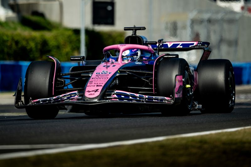 f1-pirelli-teszt-hun-aron