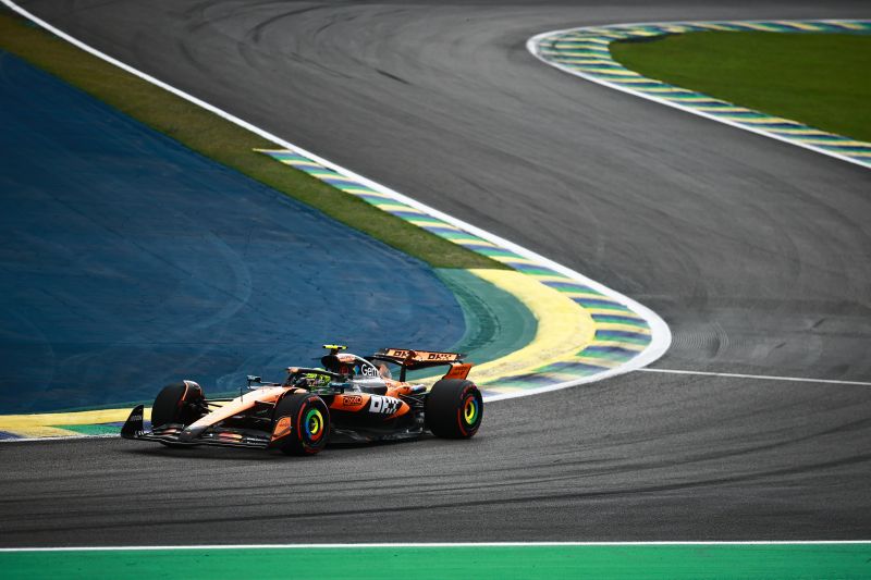 norris-pole-brazil-f1-2-mclaren