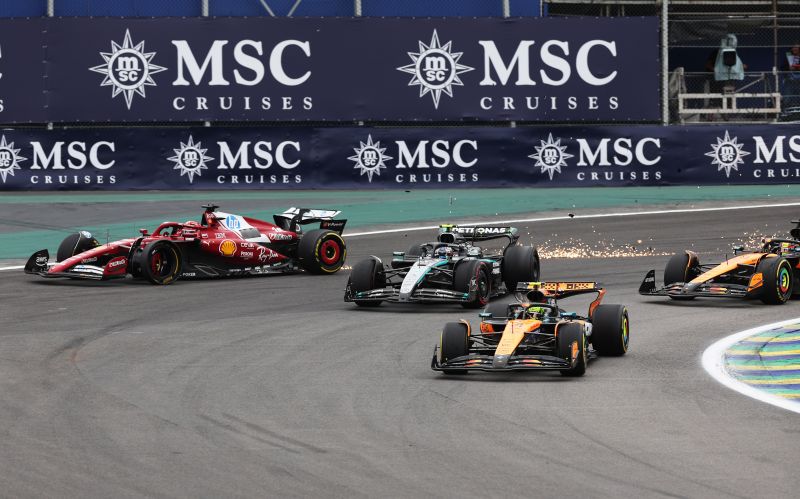 piastri-antonelli-crash-mclaren-brazil-2