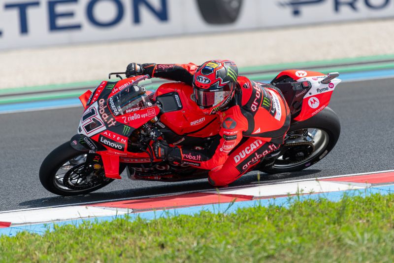 wsbk-bulega-balaton-day1