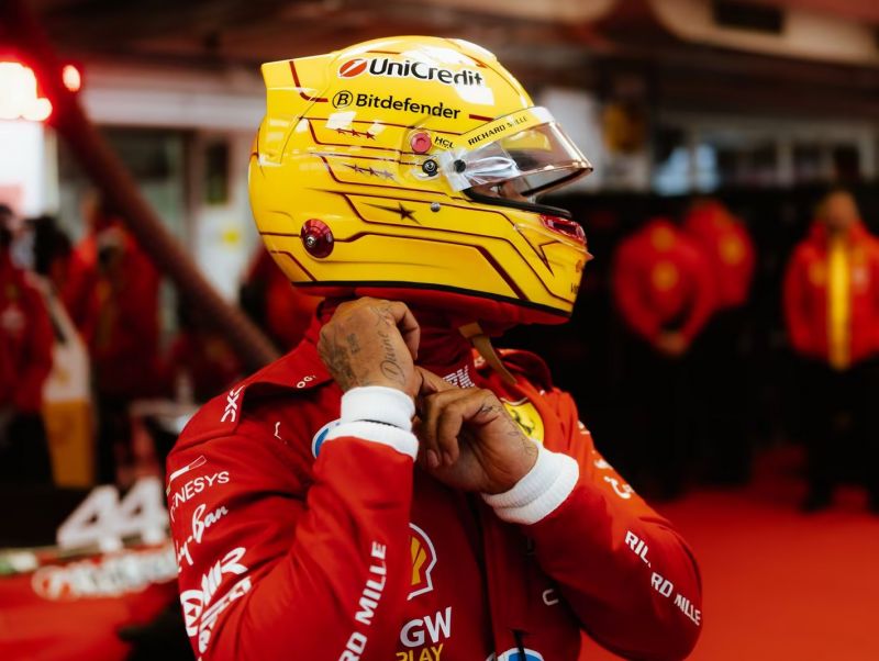 f1-hamilton-ferrari-1