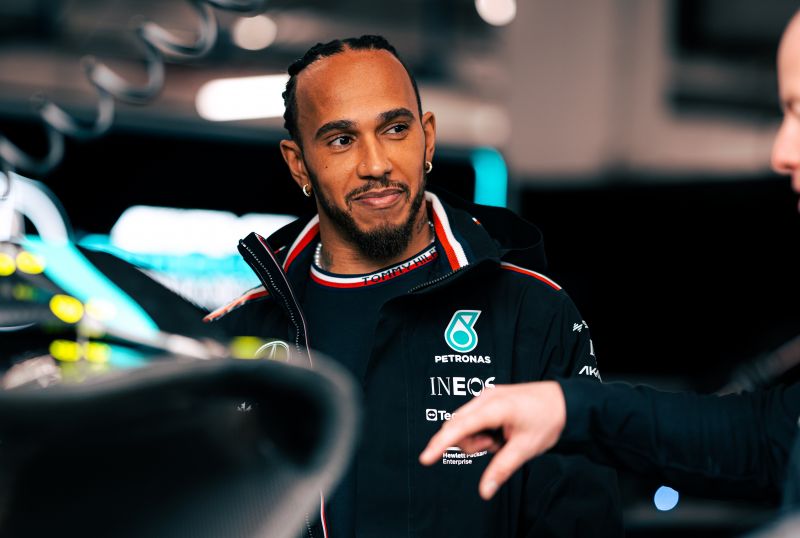 f1-hamilton-mercedes-1