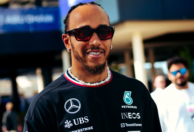 f1-hamilton-mercedes-2