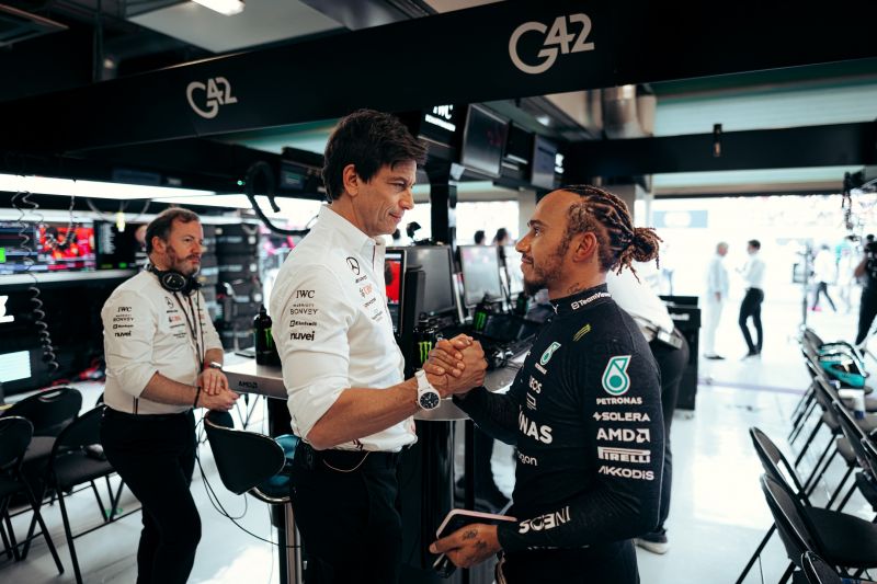 f1-wolff-hamilton-mercedes