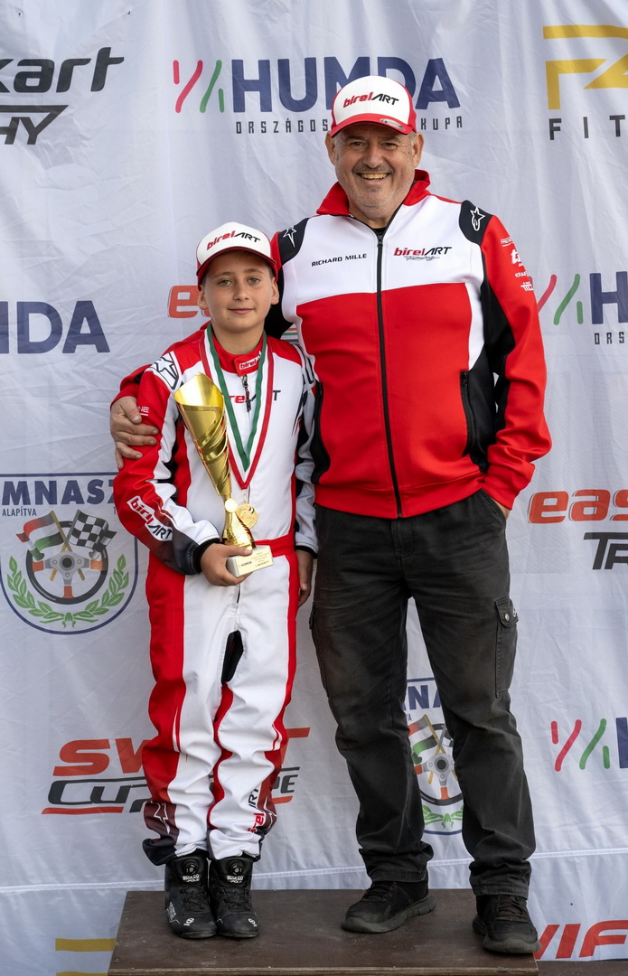 Czecze_Beni_133_#2_CSERÉS LESZ_resize