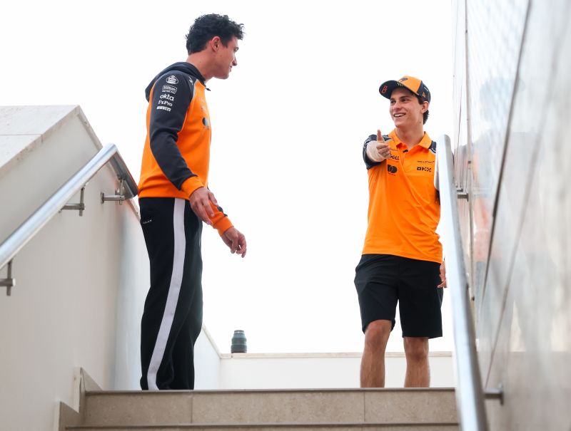 norris-piastri-katar-day0-mclaren-1
