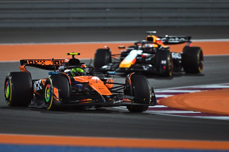 norris-verstappen-mclaren-katar-f1