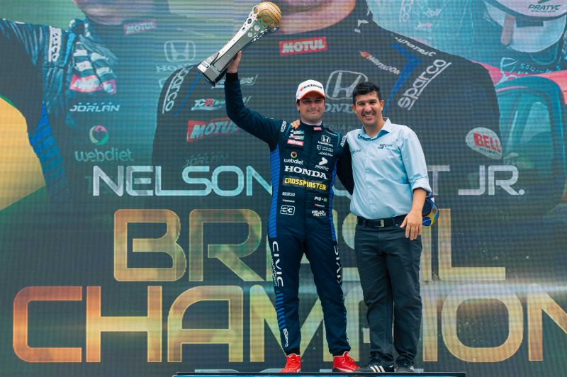 piquet-tcr-brazil-bajnok