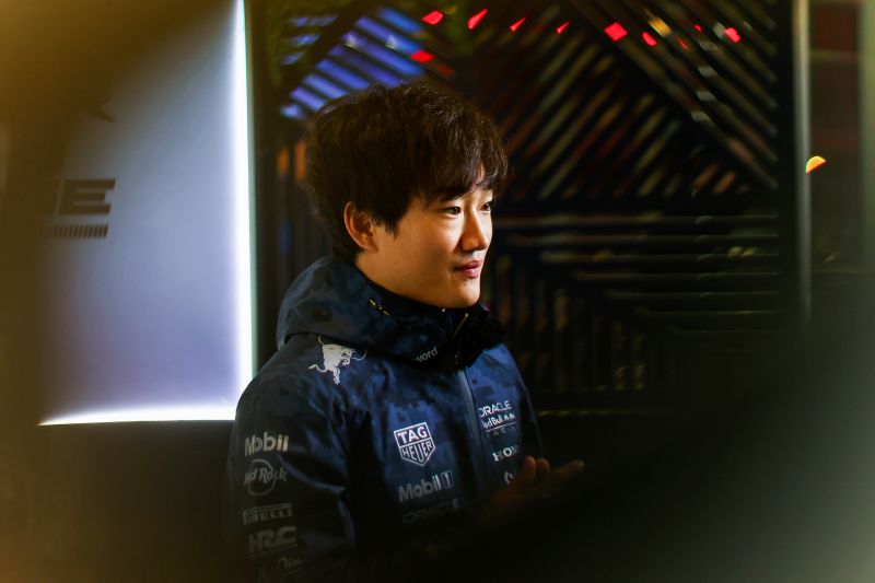 tsunoda-redbull-vegas-f1-day0-2