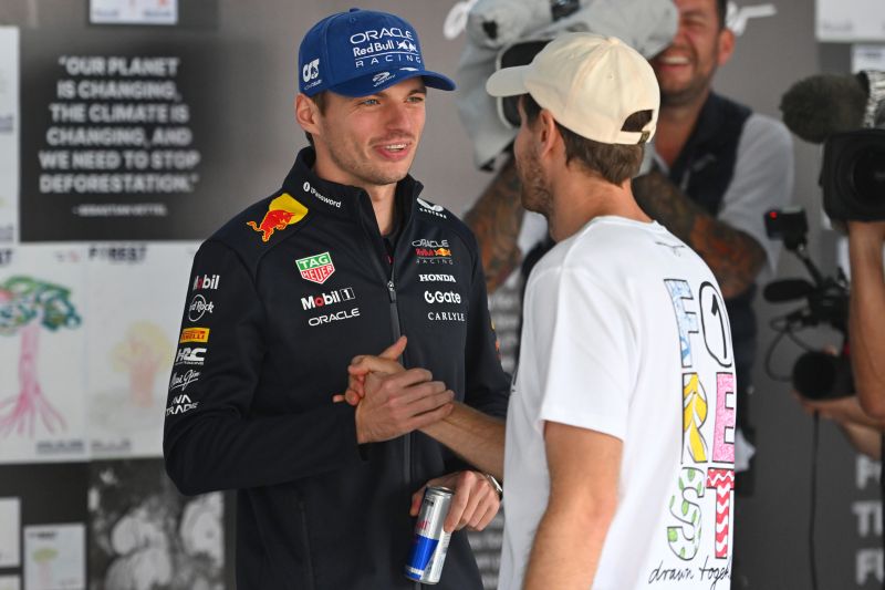 vettel-verstappen-redbull-f1