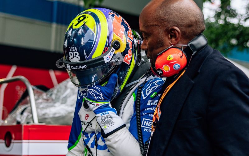 f1-hadjar-hamilton-anthony-2