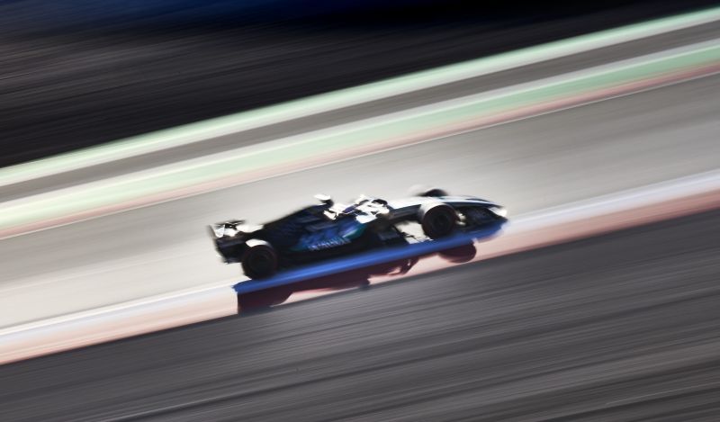 mercedes-f1-barcelona-teszt-1