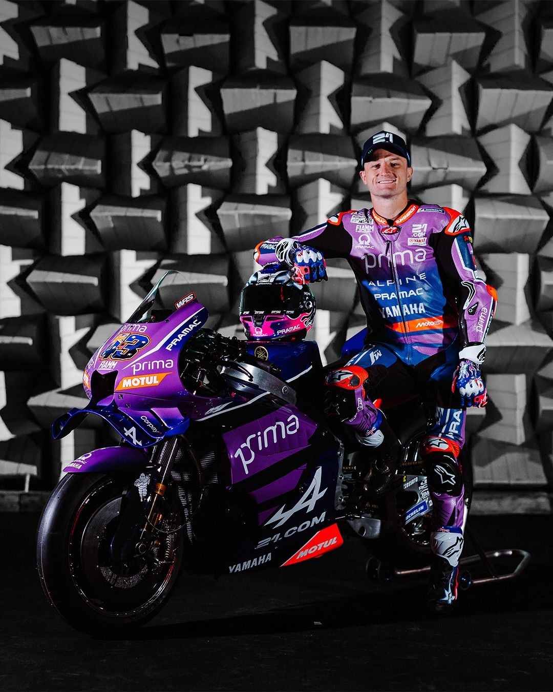 pramac-yamaha-motogp-4