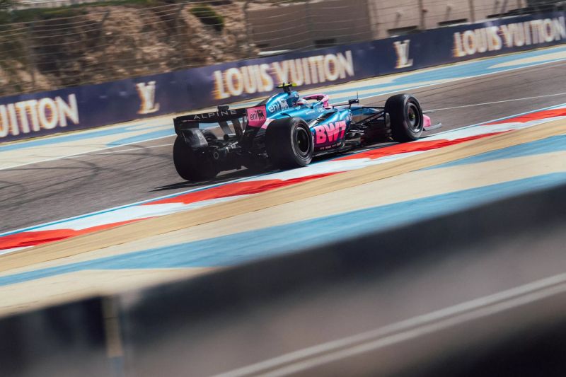 alpine-f1-teszt-bahrein-1
