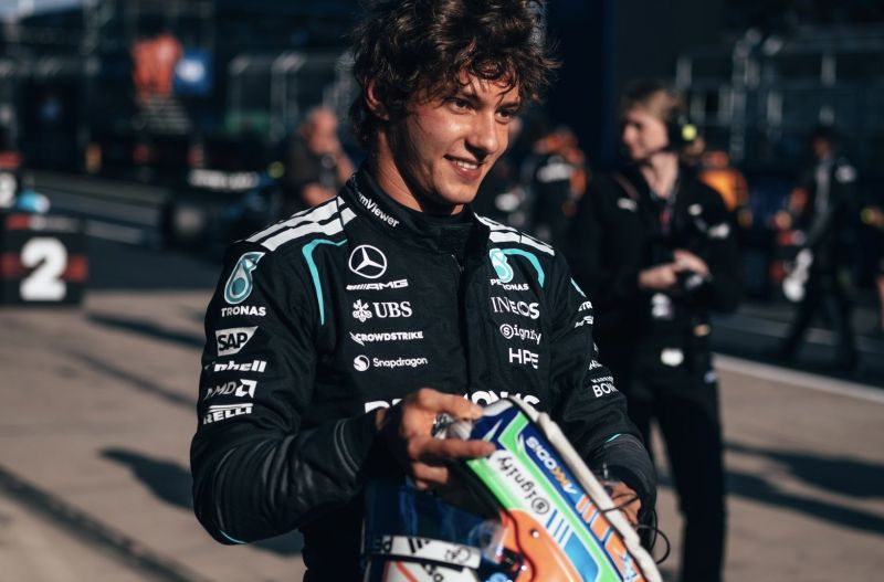 antonelli-pole-mercedes-kina-f1-3