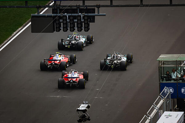 ferrari-start-f1-2026