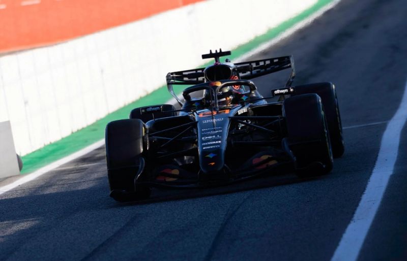 mclaren-2-piastri-teszt-f1