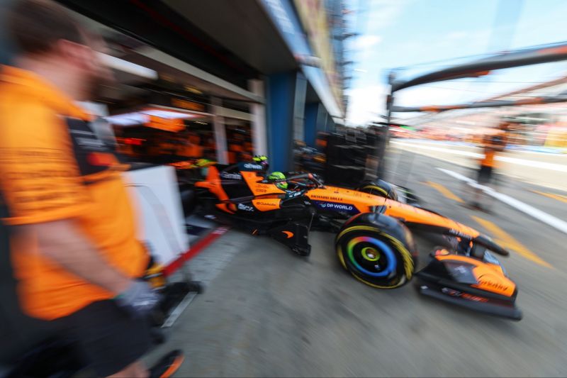 mclaren-day1-aus-f1-2-norris