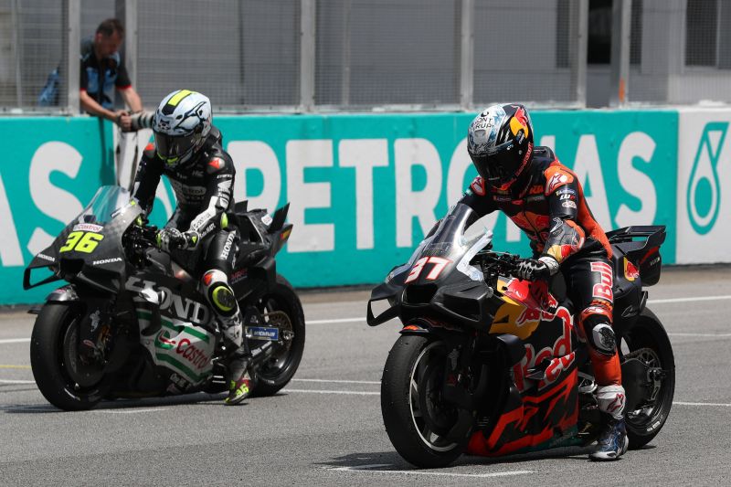 motogp-sepang-teszt-4-acosta-mir