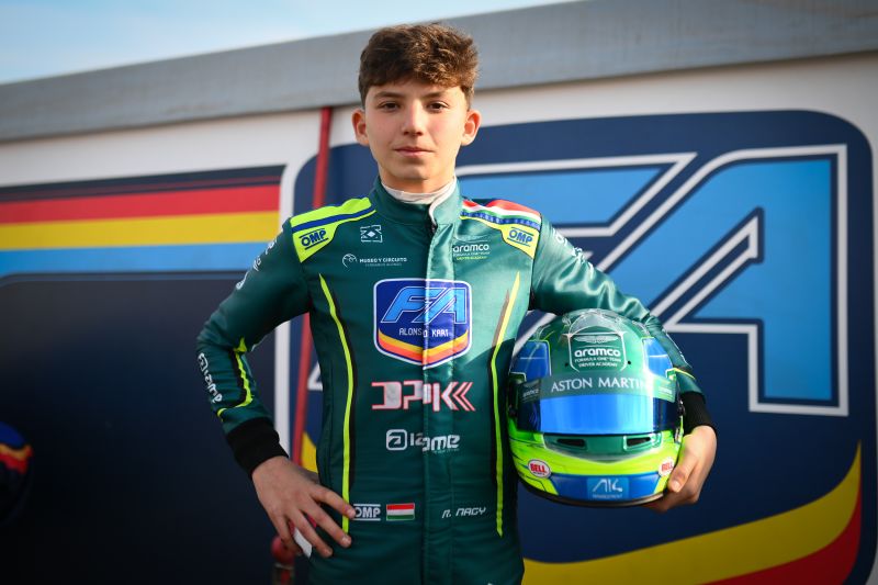 nagyroland-aston (3)