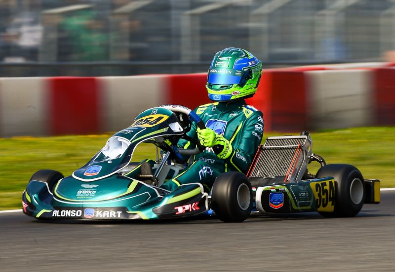 nagyroland-aston (4)