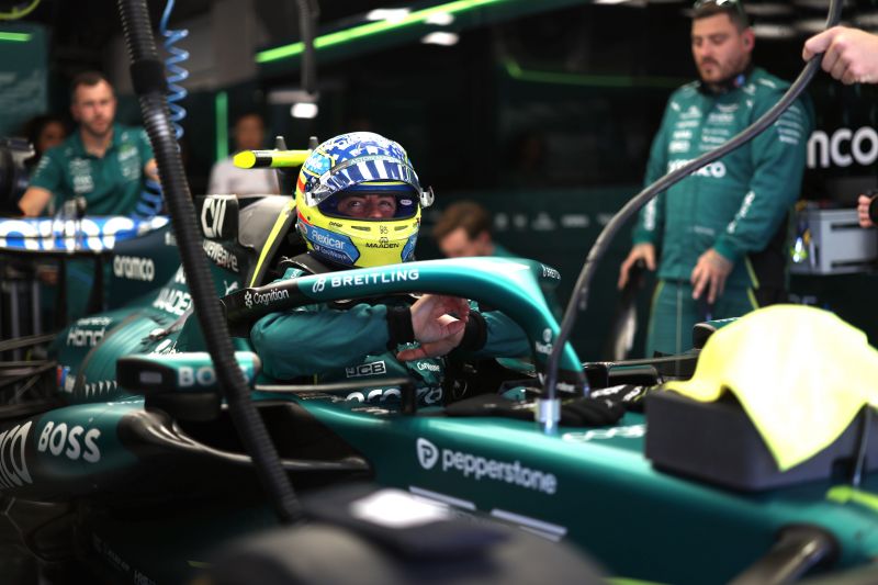 alonso-astonmartin-f1-2