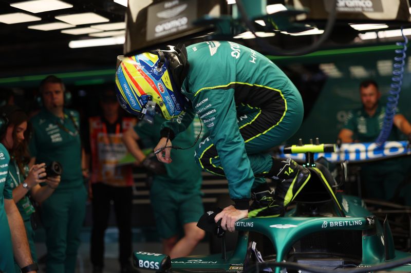 alonso-astonmartin-f1-kanada-1