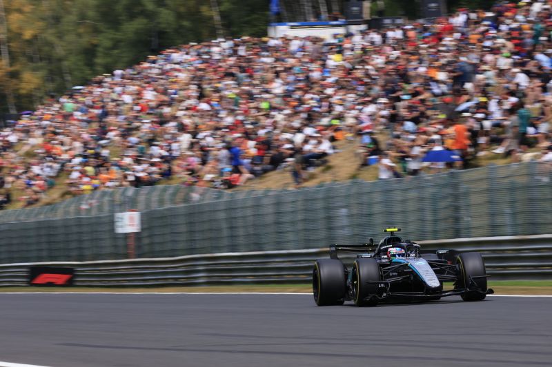 antonelli-futam-mercedes-f1-2
