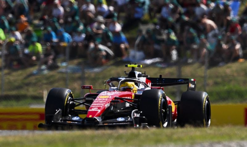 ferrari-barcelona-day1-hamilton
