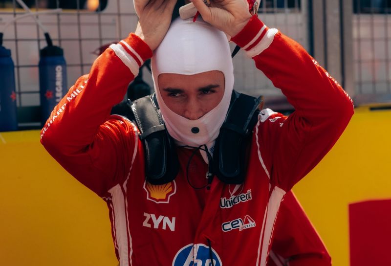 leclerc-ferrari-brit-f1-2