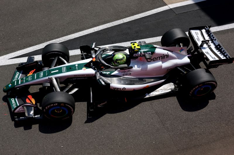mclaren-brit-f1-day1-1