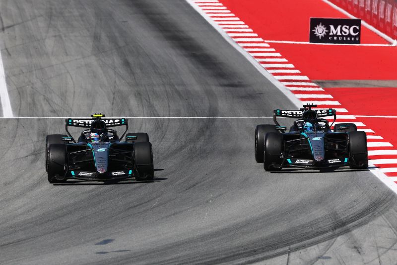 mercedes-antonelli-russell-barcelona-f1-1