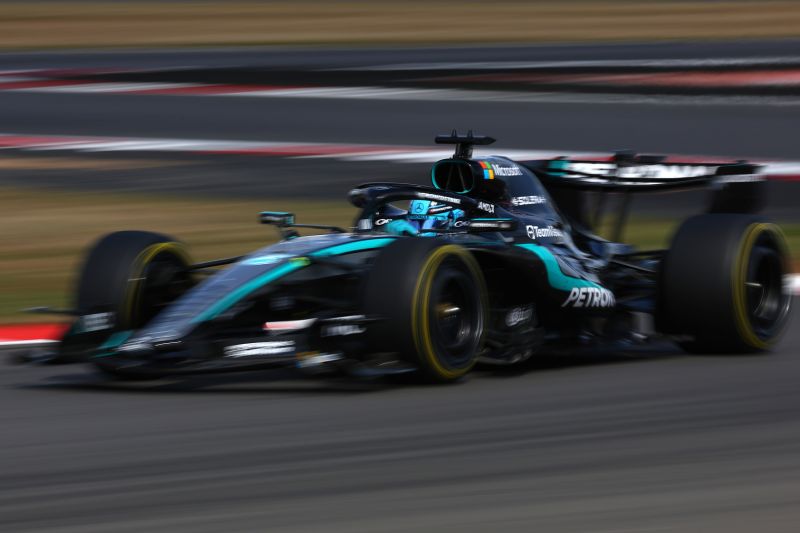 russell-mercedes-f1-2