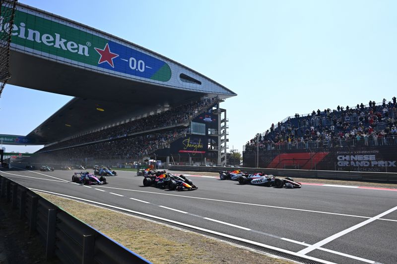 sprint-start-f1