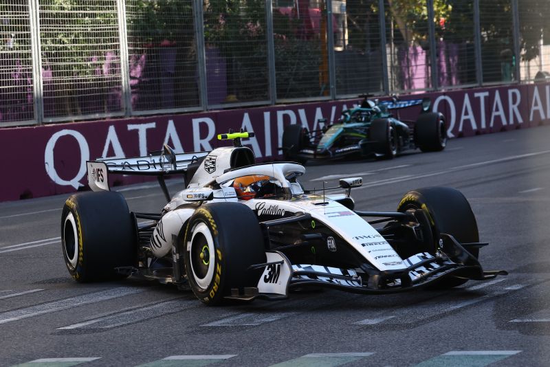 bottas-cadillac-baku-f1
