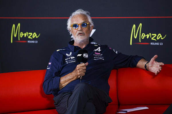 briatore-monza-day1-f1-1