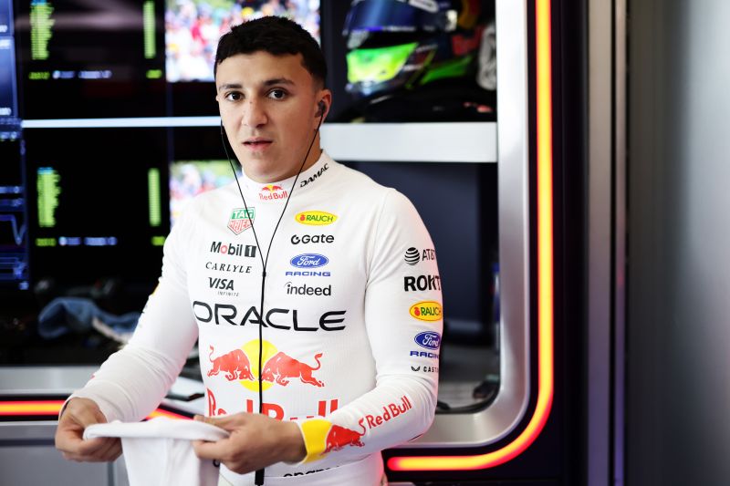 hadjar-redbull-f1-1
