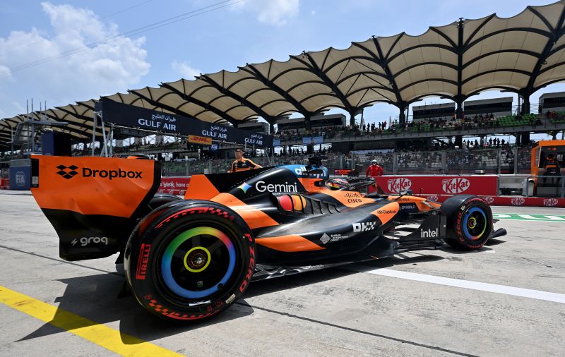 piastri-mclaren-day1-sepang-f1