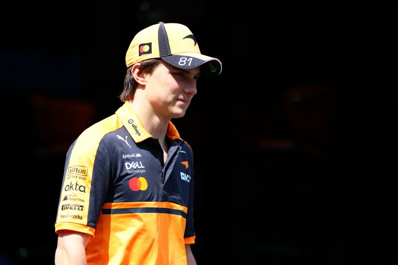 piastri-mclaren-hun-day0-f1