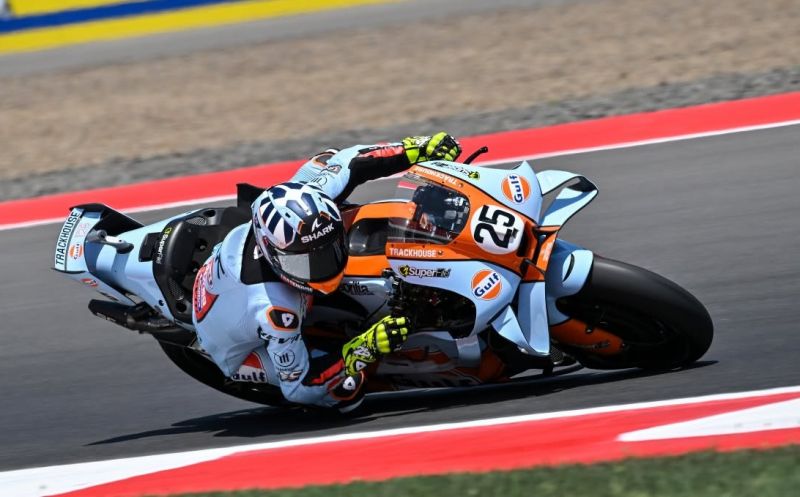 raulfernandez-pole-indonez