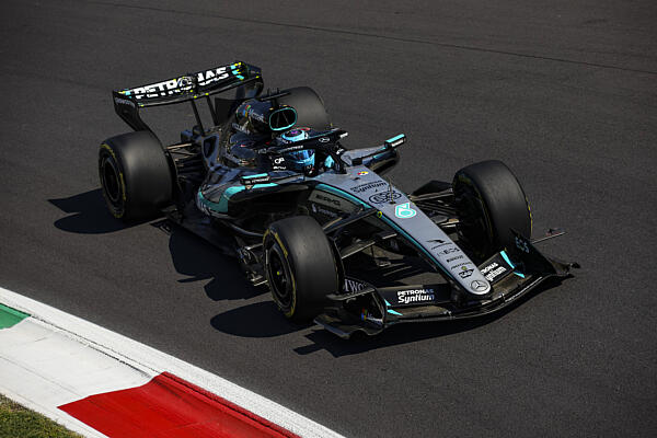 russell-f1-monza-fp2-1