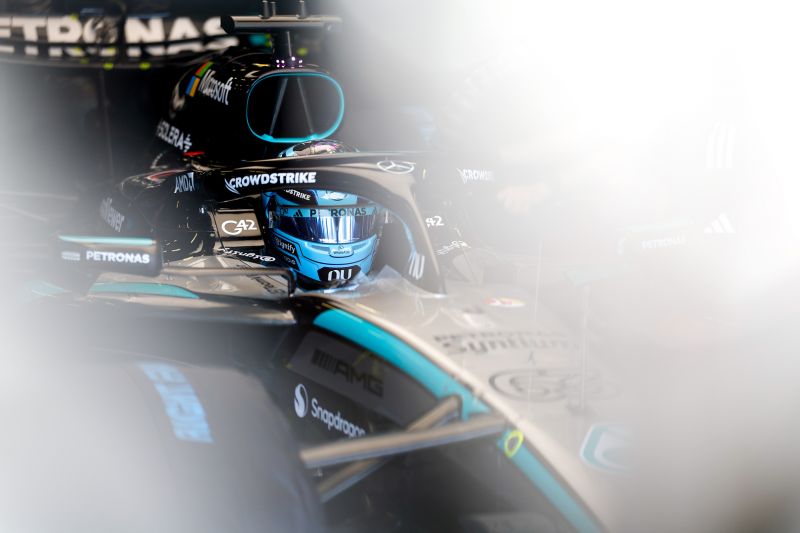 russell-pole-mercedes-baku-f1