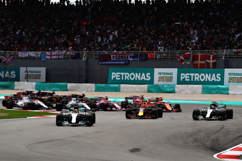 sepang-start-f1_2