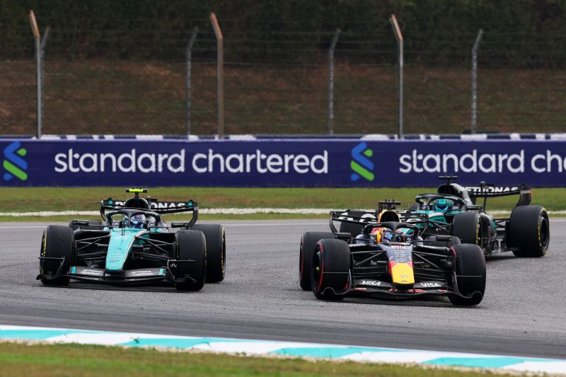 verstappen-antonelli-sepang-f1