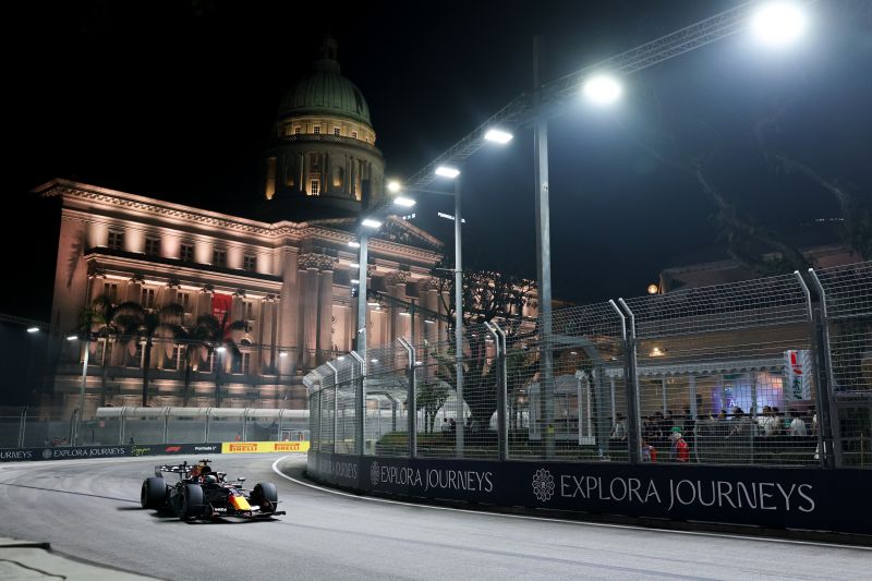 verstappen-szing-day2-redbull-f1-2