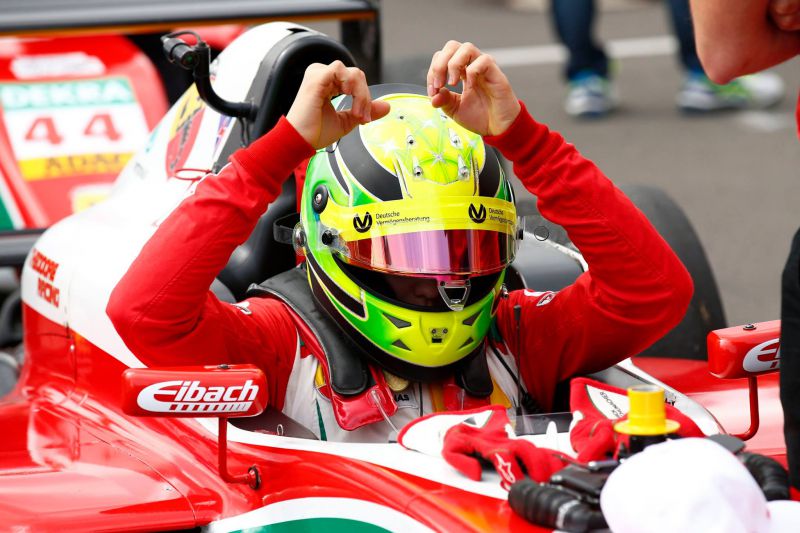 mick_schumacher_r1_p1
