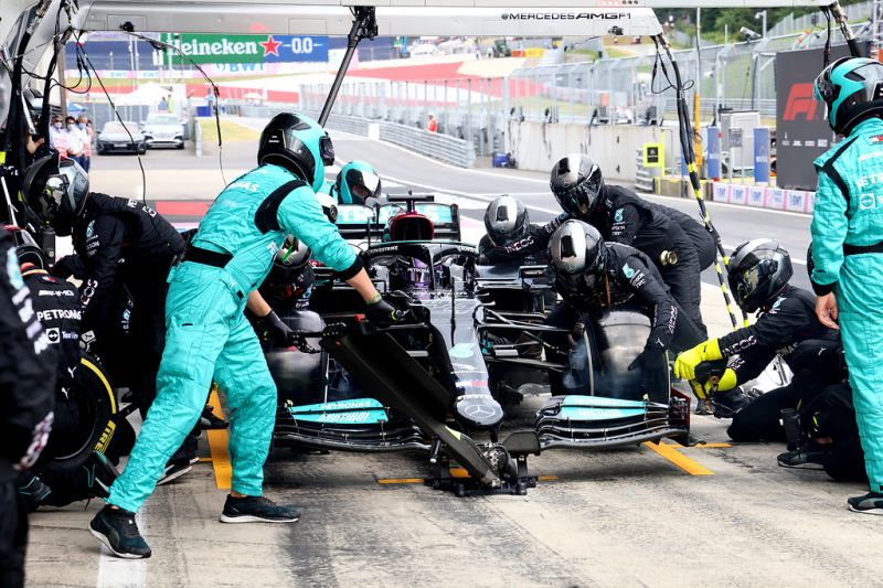 hamilton-mercedes-spielberg-1