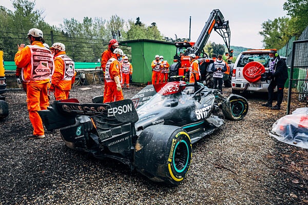 bottas-dppi-imola-crash