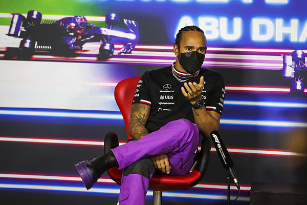 hamilton-abudhabi-pressconf-2021-dppi