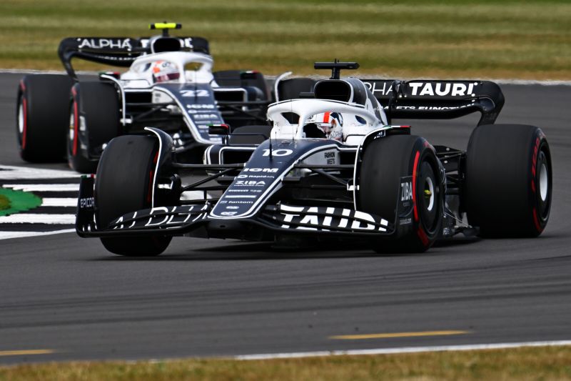 gasly-tsunoda-alphatauri-silverstone-f1